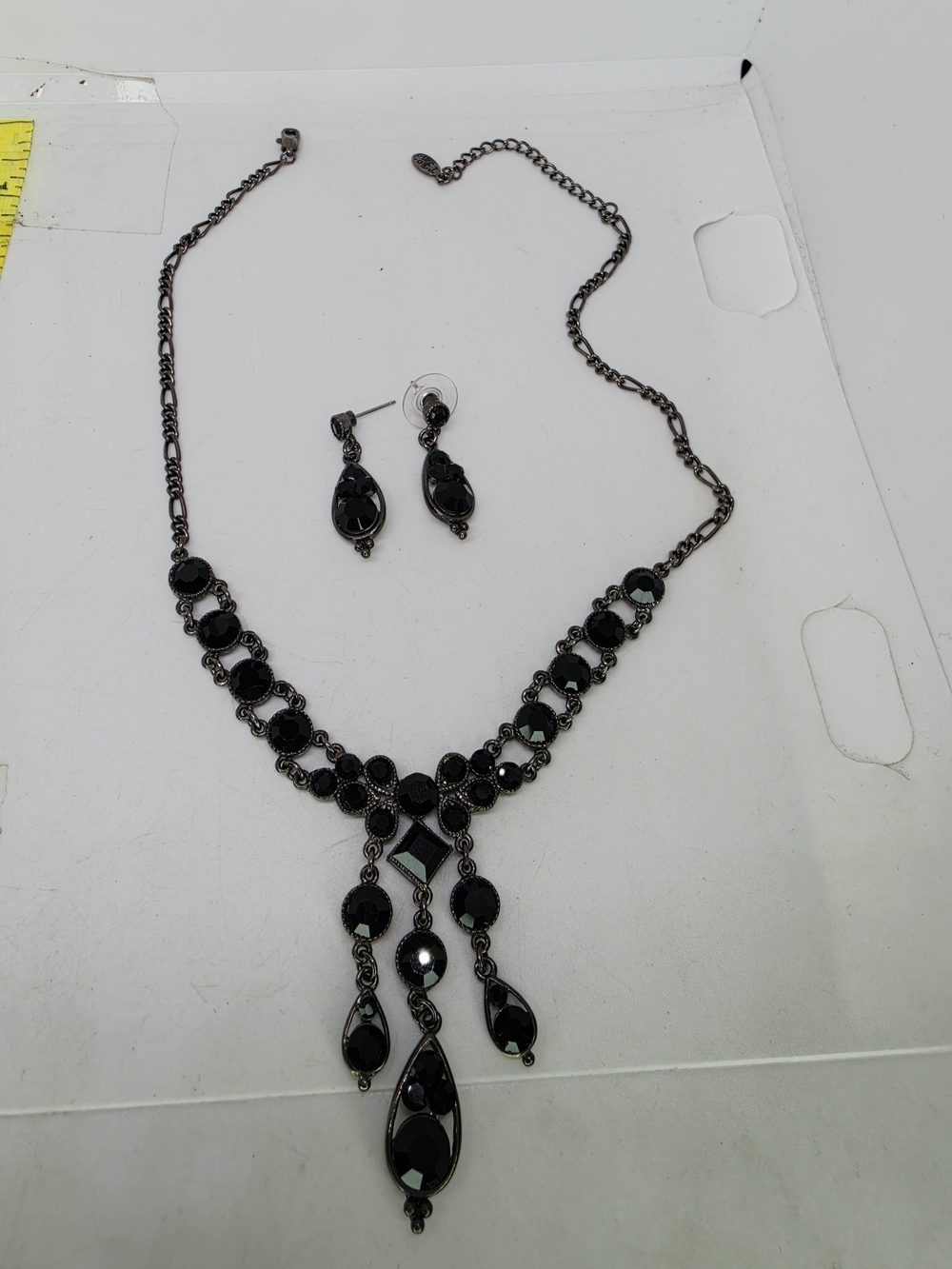 Vtg 90s Y2k Whimsigoth Black Rhinestone Y Drop Delicate Chain & Earring Set